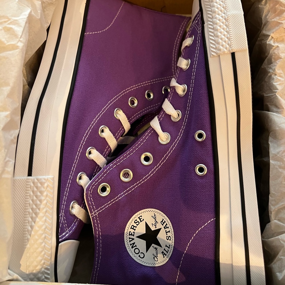CONVERSE (“PURPLE”) limited edition